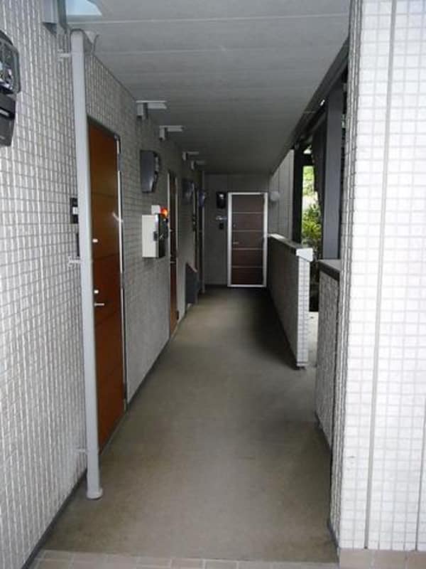 エントランス(きれいな共用廊下)