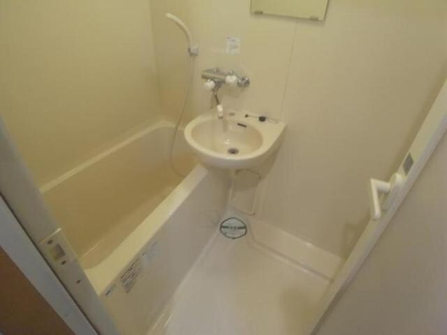物件内観写真6　(★バスルーム★)