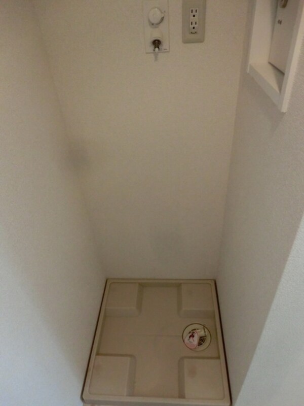 設備(室内洗濯機置場)