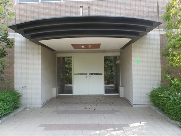 エントランス(エントランス)