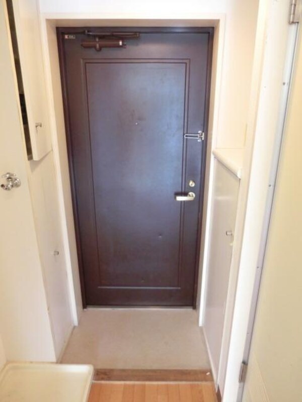 玄関(別室参考写真)