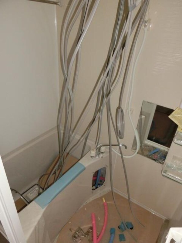 バス／シャワールーム等(バスルーム)