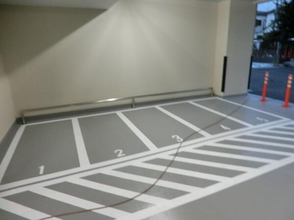 駐車場(バイク置場)