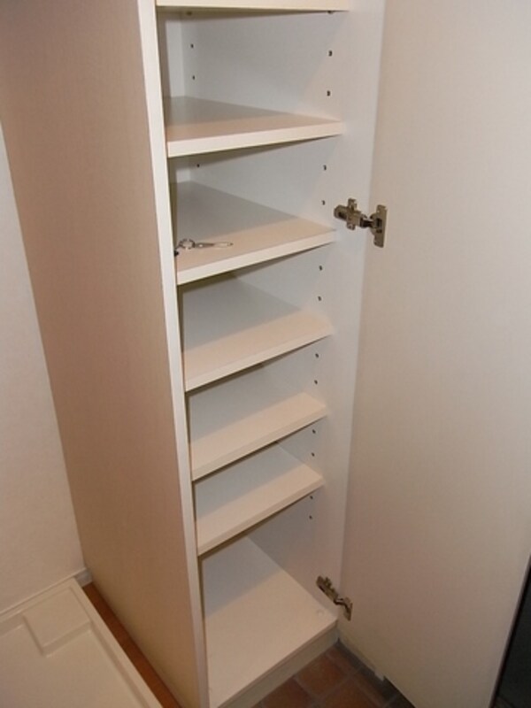 玄関(シューズボックス)