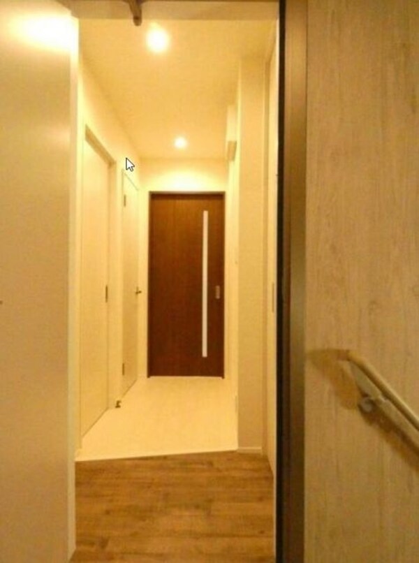 玄関(お部屋探しはタウンハウジングへ♪)