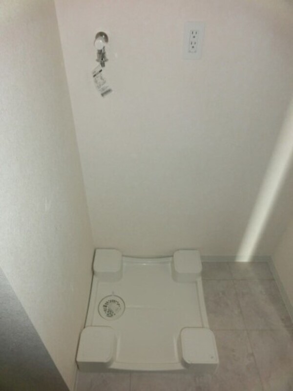 その他(室内洗濯機置き場)