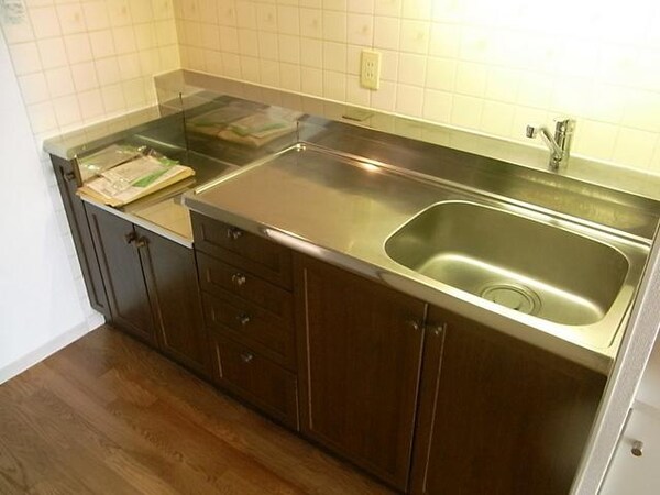 キッチン(独立キッチン（２口コンロ設置可）)