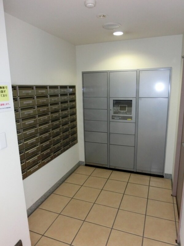 ロビー(★宅配ボックス★)