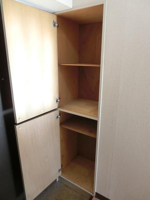 設備(シューズボックス)