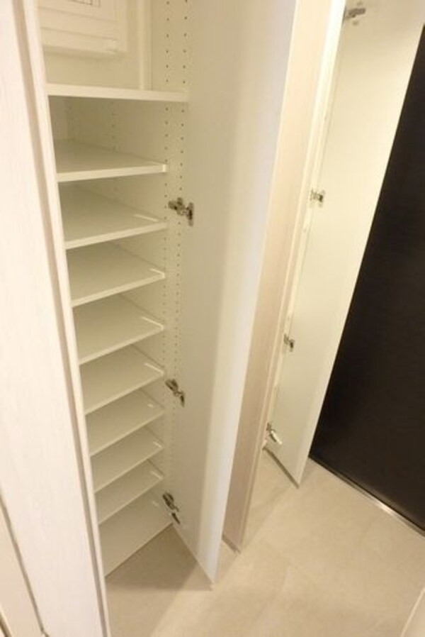 収納(※別部屋の写真です)