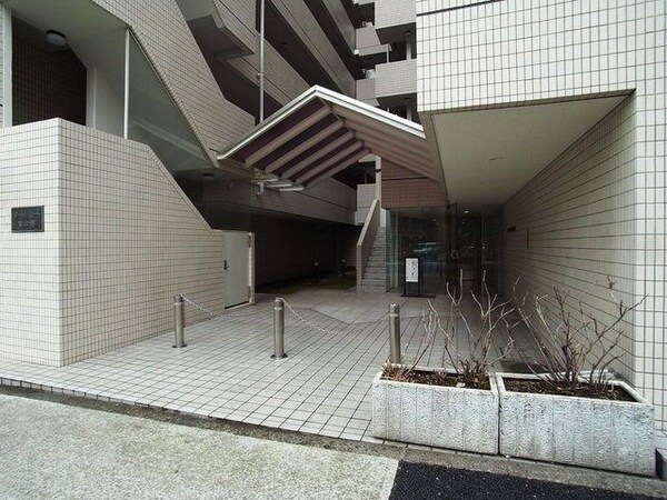 エントランス(オートロック付きエントランス)
