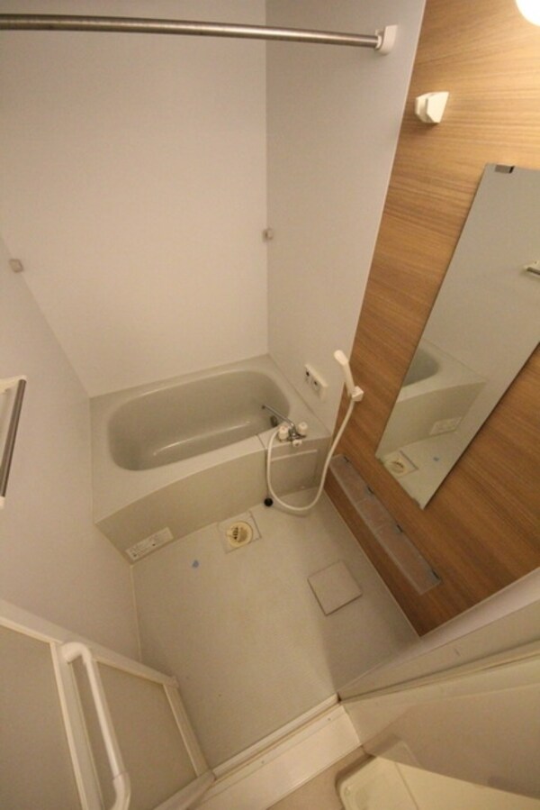 バス／シャワールーム等(他部屋参考写真)