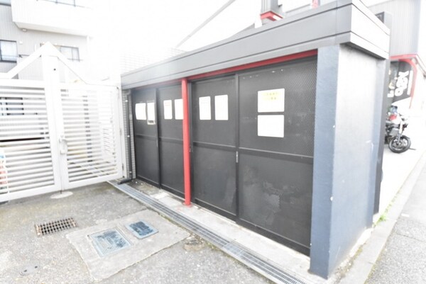 共有部分(ゴミ集積場)