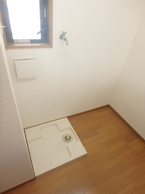 その他(洗濯機置き場)