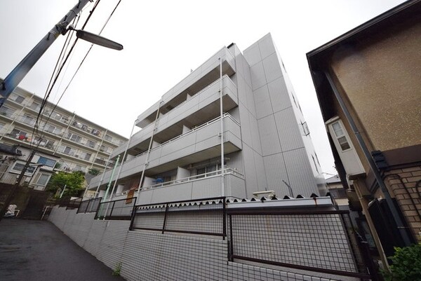 外観(★駅徒歩５分ほど★)