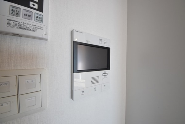 セキュリティ(★同間取り★別階別カラー部屋です★)