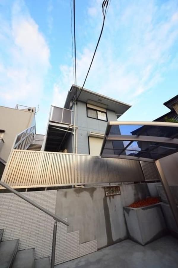 外観(★駅徒歩4分★)