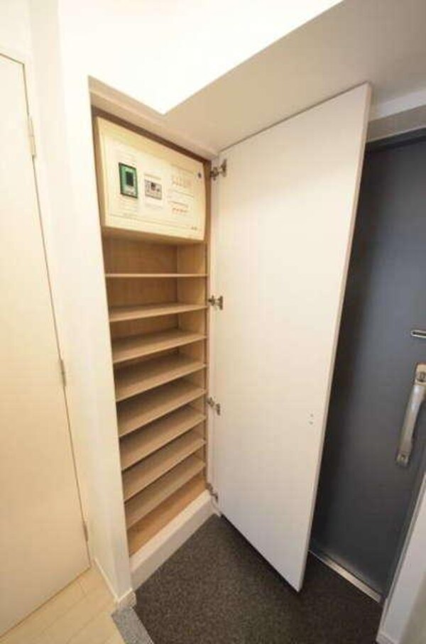 玄関(☆下駄箱☆)