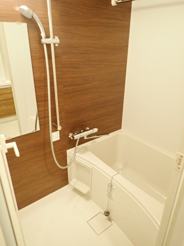 バス／シャワールーム等(同施工会社参考写真)