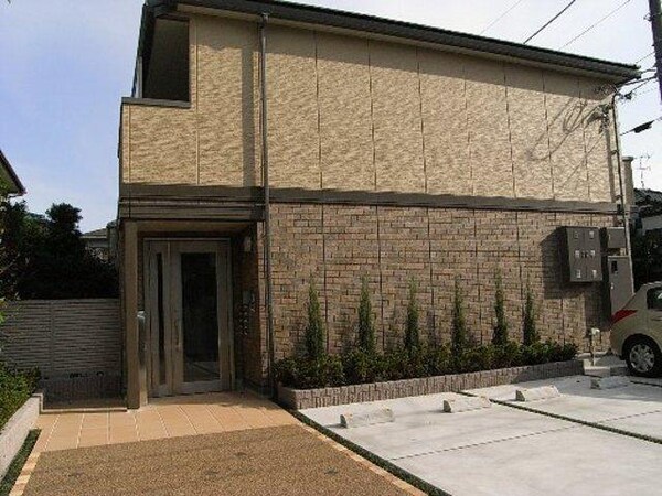 エントランス(エントランス)