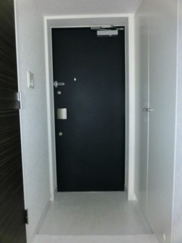 玄関(おかえりなさいませ)