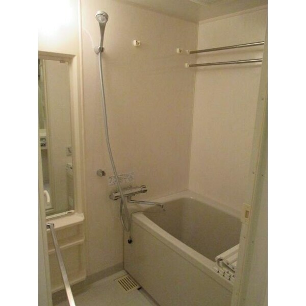 バス／シャワールーム等(※別号室参考写真です※)