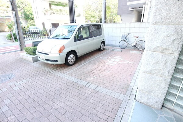 駐車場(★駐車場★)