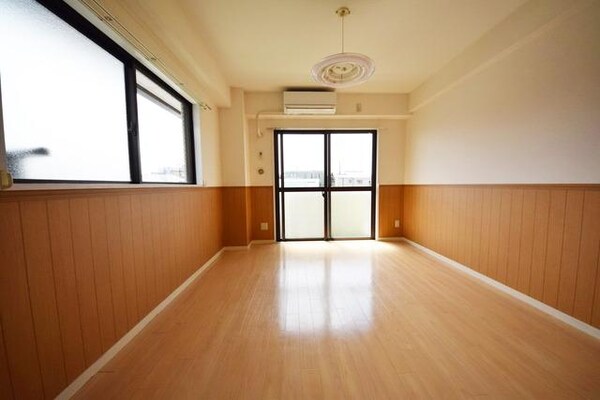 リビング・居室(★2面採光のお部屋です。★)