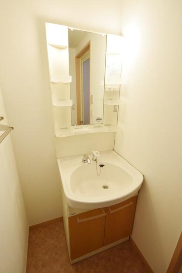 洗面(★機能性に優れた独立洗面台★)