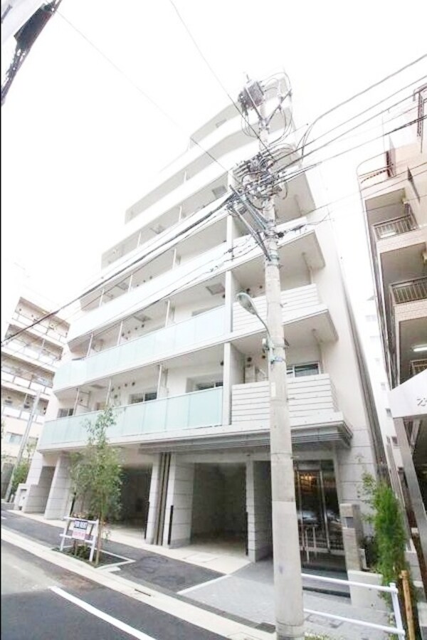 外観(☆築浅のしっかりとしたマンションタイプの建物です☆)