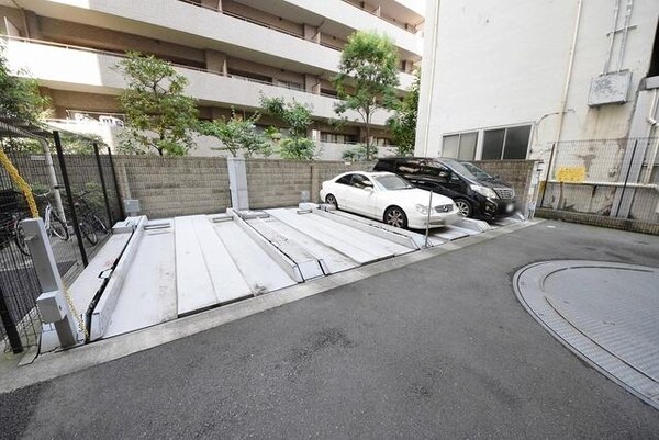 駐車場(★駐車場★)