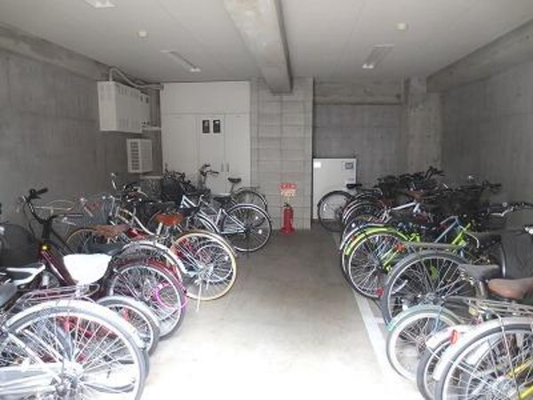 共有部分(※別部屋参考写真)