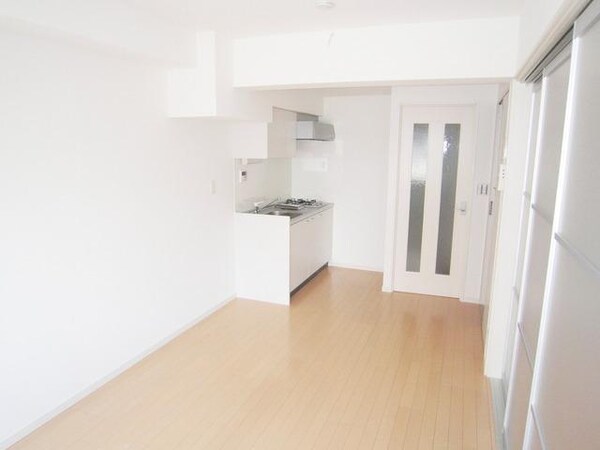 リビング・居室(★広々使える９．１帖のリビング★)