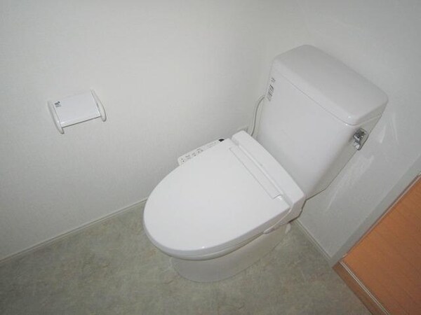 トイレ(★人気のシャワートイレ★)