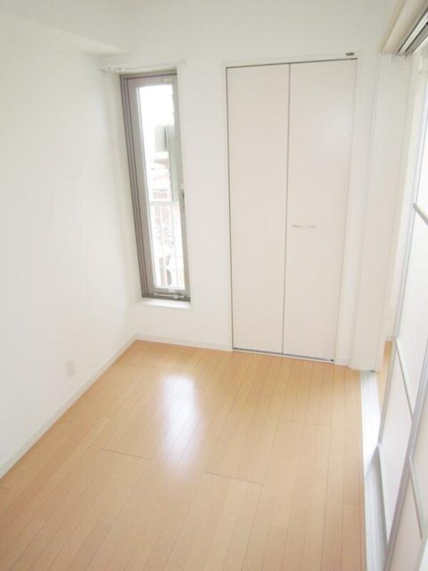 寝室(★明るいお部屋★)