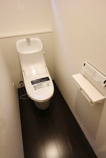 物件内観写真5　(★トイレ★)