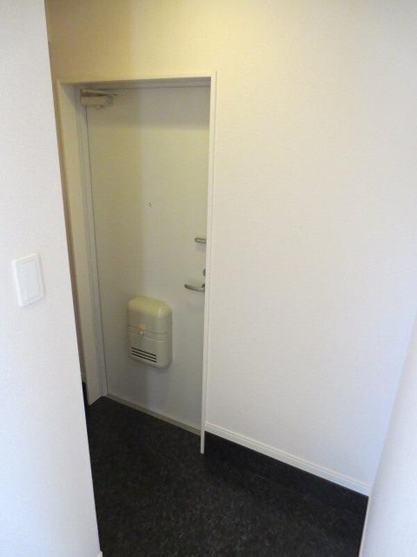 玄関(★別のお部屋の写真です★)