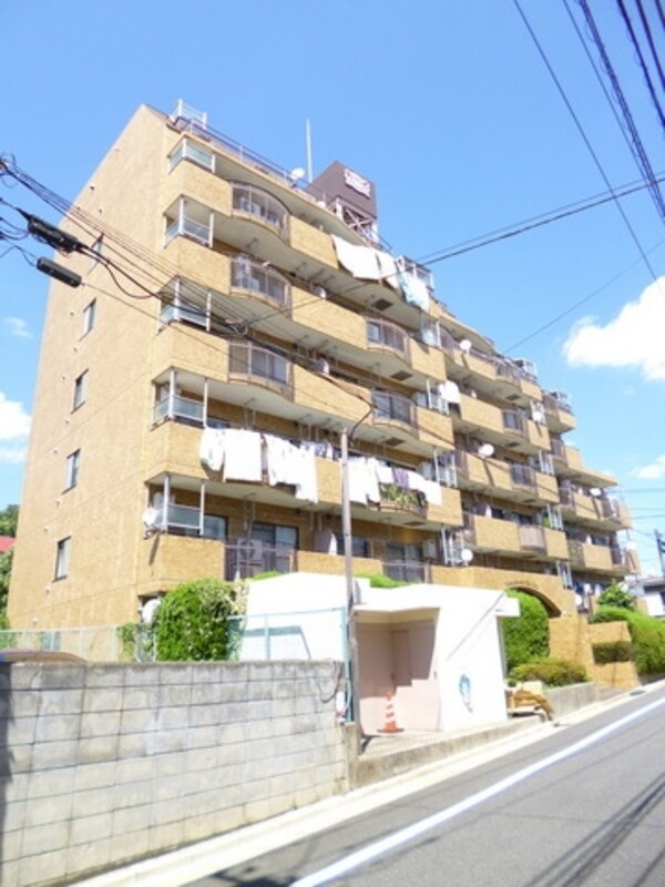 外観(★周囲は閑静な住宅街★)
