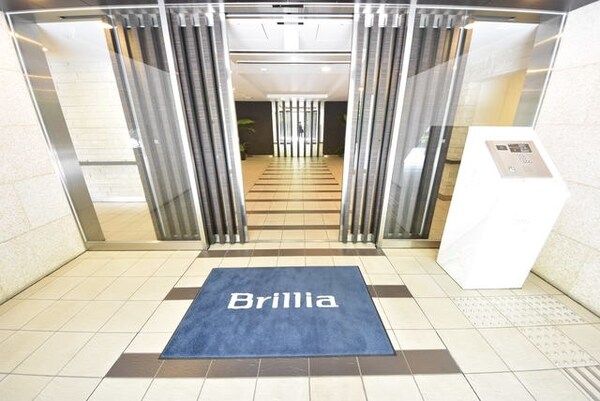 エントランス(Brillia ist 三軒茶屋ブラッサムテラス)