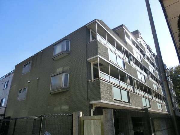 外観(★鉄筋コンクリート造・５階建てのマンションです★)