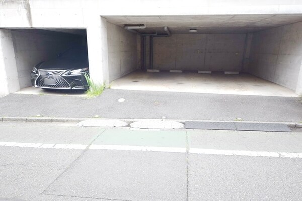 駐車場(外観・共用設備)