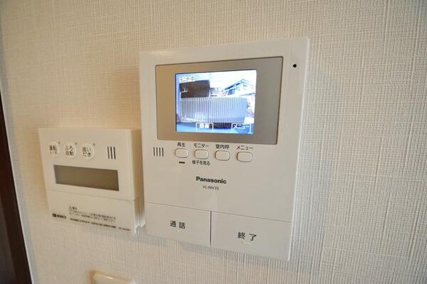 設備(★ＴＶモニター付のインターホンです★)
