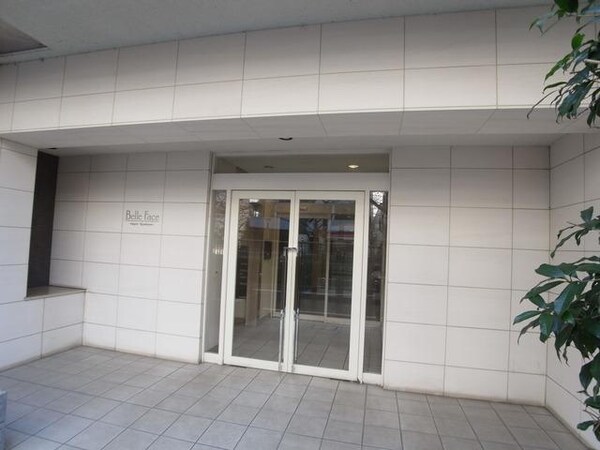 エントランス(部屋探しは株式会社　タウンハウジング　までお気軽にお問合せ…)