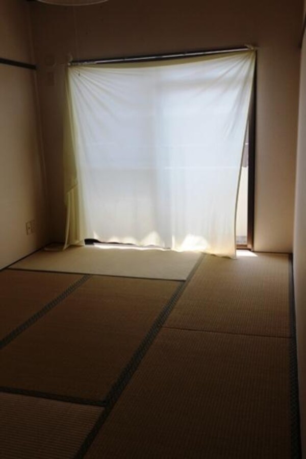 リビング・居室(★日当りの良い和室です★)