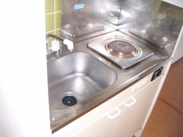 キッチン(お部屋探しは株式会社　タウンハウジング　までお気軽にお問合…)