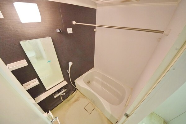 バス／シャワールーム等(別部屋参考写真)