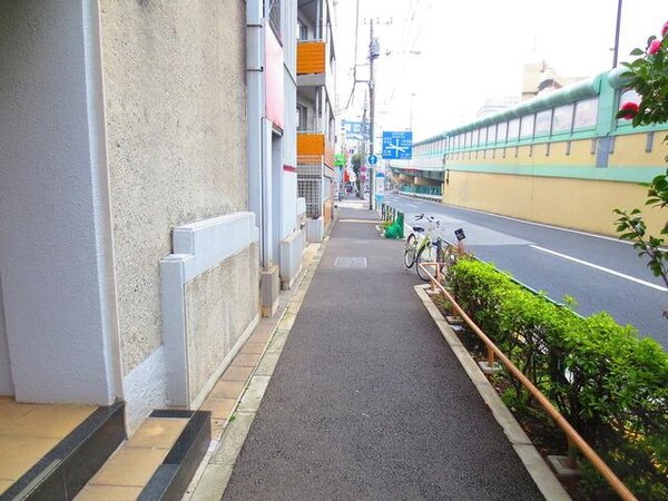 共有部分(★建物前の道★)