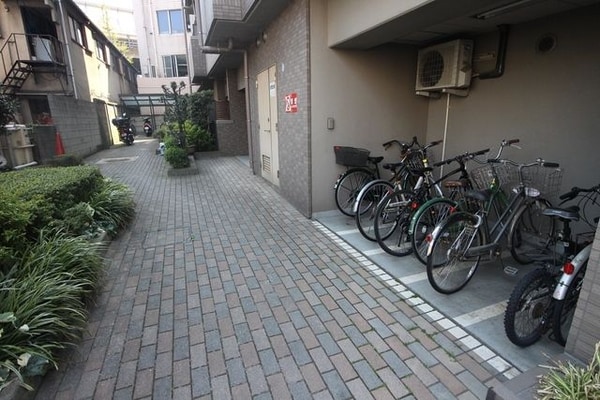 共有部分(★自転車置き場・バイク置場★)
