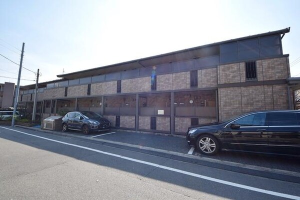 外観(★周りに高い建物がありません★)