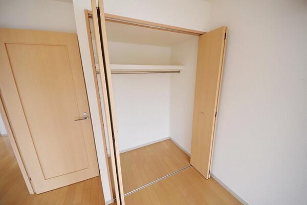 設備(★奥行きのある収納スペースです★)